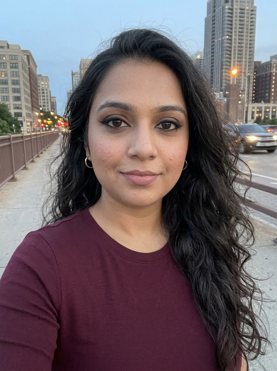 Cat Eye Makeup on a woman in her late 20s with medium skin, brown eyes and a round face